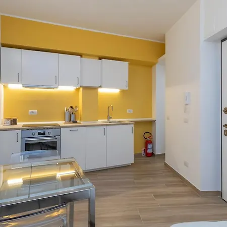 Xenia - In Via Panicale 12 Apartman Milánó