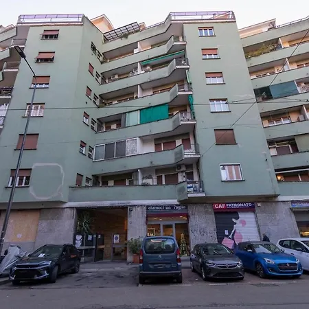 Xenia - In Via Panicale 12 Apartman Milánó